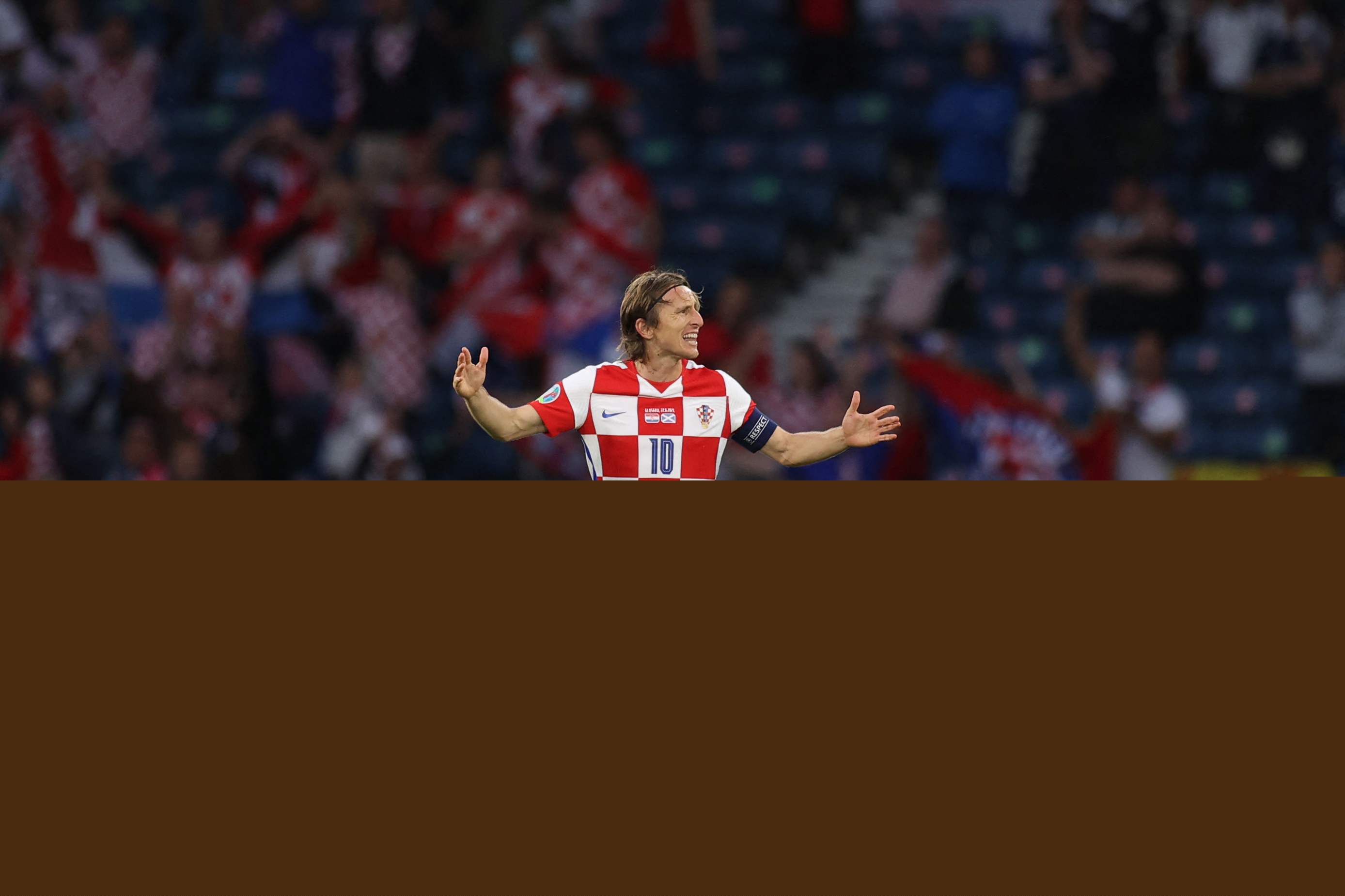 维金斯首次回应加盟湖人！怒批莱利做法过分，期待与东契奇联手争冠